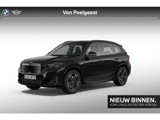 BMW iX1 eDrive20 M-Sport Pro / Adaptieve LED Komplampen / Comfort Acces / Parking Assistant / Trekha