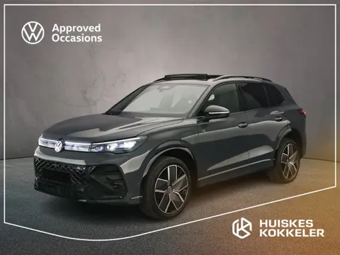 Volkswagen Tiguan R-Line Edition 1.5 TSI eHybrid 272pk DSG Automaat Trekhaak, Black style, Panoramad