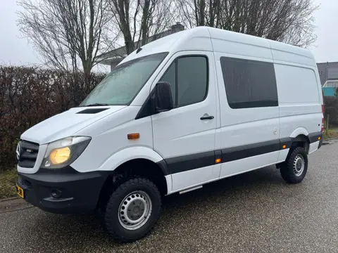 Mercedes-Benz Sprinter 316 cdi automaat 4x4 ZG3 , victron , standkachel ,