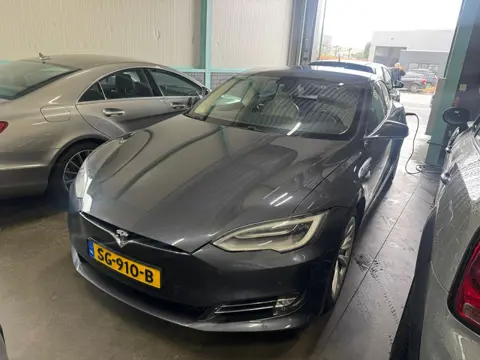 Tesla Model S 75D PANO AUTOPILOT LUCHTVERING STOELVERW ORIG NL NAP