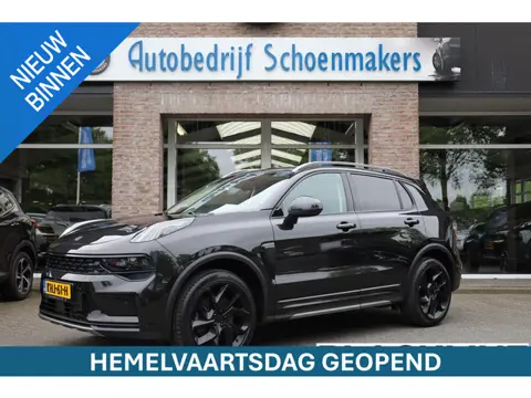 Lynk & Co 01 1.5 261PK! BLACKLINE + TREKHAAK-AFN. PANO/SCHUIF INFINITY DAB NAVI CARPLAY STOELVERWARM