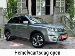 Suzuki Vitara 1.6 High Executive Panorama Xenon Camera Leder Navi Keyless Go Trekhaak Adapt Cruise