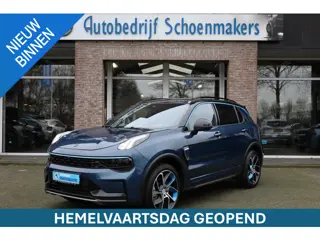 Lynk & Co 01 1.5 MY23! 6,6 kWh ZWARTE-HEMEL ROLHOES MY23 360-CAMERA PANO/SCHUIF INFINITY DAB NAVI CA