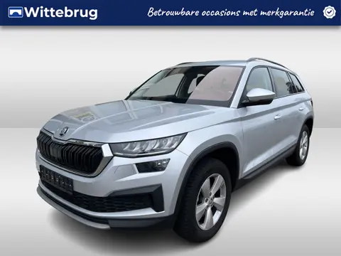 Škoda Kodiaq 1.5 TSI Ambition / AUTOMAAT/ KEYLESS/ DIGITAL DASH/ CRUISE/ SMARTLINK/ NAVI/ PARK. SENS