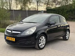 Opel Corsa 1.2 111 EDITION AIRCO CRUISE