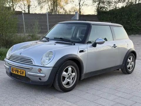 MINI Cooper 1.6 Chili INRUILKOOPJE NIEUW APK