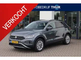 Volkswagen T-Roc 1.5 TSI Life Edition 150PK / 110kW Apple Carplay & Android Auto, achteruitrijcamera