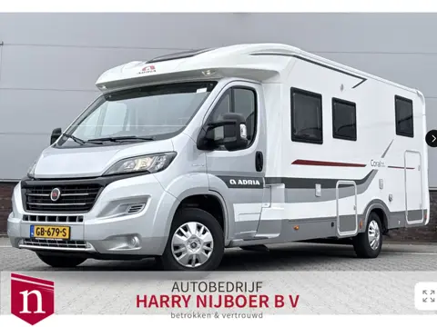 Adria CORAL S 670SL Coral Adria Coral Automaat Plus 670 SL Lengtebedden Schotel Camera Airco
