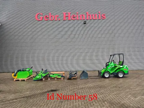 Avant 435 Unused 6 Attechments! (bj 2019)
