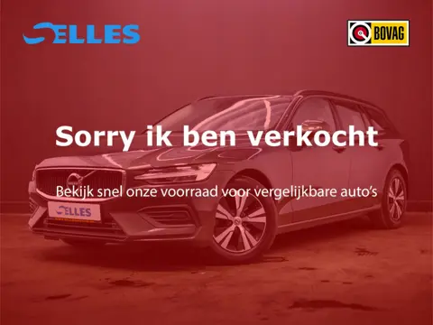 Volvo V60 2.0 D3 Momentum Core | Trekhaak | Carplay | Camera | Lederen Bekleding  | Camera | Lederen