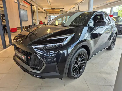 Toyota C-HR 2.0 Plug-in Hybrid 220 Black Edition Automaat | JBL | Navigatie | Elektrisch bedienbare 