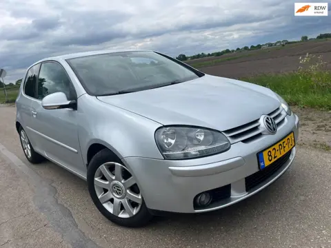 Volkswagen Golf 1.4 FSI Sportline / nette auto