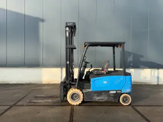 Doosan B35X-7 3,5 ton accu heftruck 3 delige mast