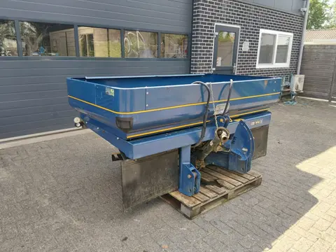 Bogballe  M2 Kunstmeststrooier