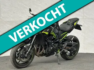 Kawasaki Tour Z900 SE Performance Carplay Akrapovic