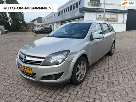 Opel Astra Wagon 1.6 Cosmo Navi Clima Cruise Trekhaak Airco