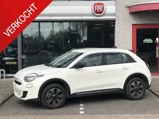 Fiat 600 1.2 Hybrid Icon AUTOMAAT|NAVI|CLIMATE|APPLE/ANDROID|CAMERA|PDC|17"