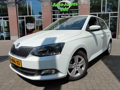 Škoda Fabia 1.0 Ambition Parkeersensoren - LMV - Apple Carplay/Android Auto - Airco - Cruise control