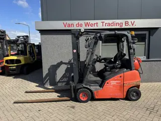 Linde H18T-01 Triplo 490 Freelift / Sideshift LPG 2012