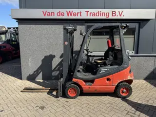 Linde H16T-03 Triplo 445 Freelift / Sideshift LPG 2005