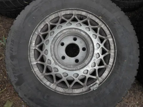 15' US winterbanden + velgen Buick Cadillac Pontiac Oldsmobile 215-65-r15