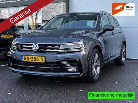 Volkswagen Tiguan 2.0TSI 4Motion Highline R-Line Pano Keyless Dsg Leer Trekhaak VOLLLL