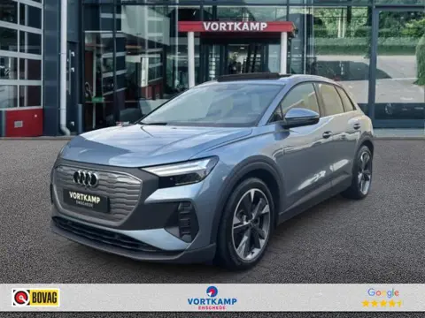 AUDI Q4 40 E-TRON SOH 97,97% TREKHAAK/PANODAK/STOELVERW/PDC/NAVI/CARPLAY