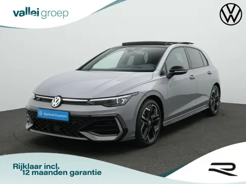Volkswagen Golf 1.5 eTSI 150 pk DSG R-Line | Panoramadak | 360 camera | IQ Light | Head-up display |