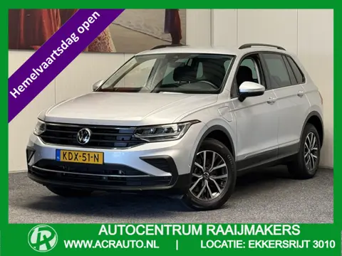 Volkswagen Tiguan 1.4 TSI eHYBRID 245PK NAVIGATIE ADAPTIVE CRUISE CONTROL STOEL EN STUUR VERWARMING 