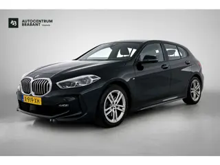 BMW 1-serie 118i High Executive M-Sport (Dealer onderhoud, Navi Pro, PDC V+A, StoelV, Digitale dash,