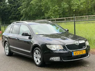 Skoda Superb Combi 1.6 TDI Greenline Ambition /Trekhaak/Navi/
