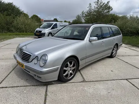 Mercedes-Benz E-Klasse Combi 200 Elegance airco automaat