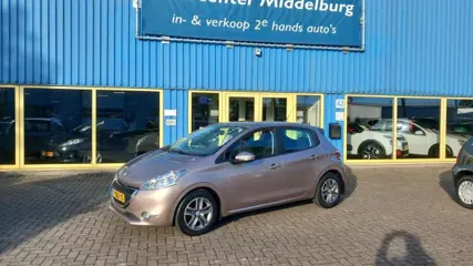 PEUGEOT 208 1.2 e-VTI Envy