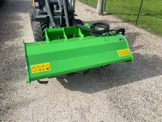 SF130 Hydraulische Grondfrees voor minilader (bj 2026)
