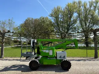 Niftylift HR12 4x4 Knikarmhoogwerker / Knikarm Hoogwerker
