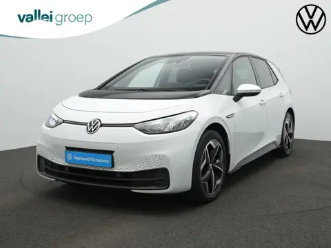 Volkswagen ID.3 Life 58 kWh 204 pk | Warmtepomp | Achteruitrijcamera | Adaptive Cruise | Stuur-/stoe