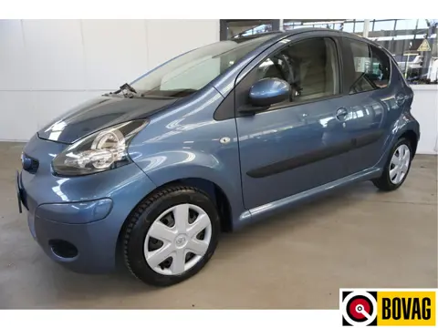 Toyota Aygo 1.0-12V Comfort AUTOMAAT Trekhaak (bj 2010)