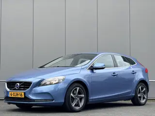 Volvo V40 2.0 D4 Momentum - navi - airco - cruise - nap!