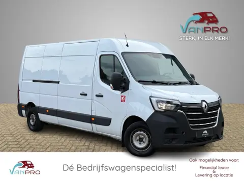RENAULT MASTER 2.3 dCi 150pk L3H2 T35 / Cruise / Camera / Airco / Navi / DAB / Bluetooth / Draadloos laden / PDC / Red Edition / 