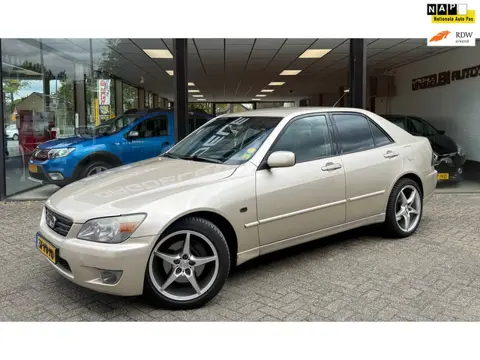 Lexus IS 200 Business AUTOMAAT | AIRCO | LEDER | STOELVERW | NAP