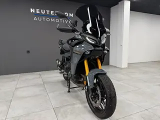 Yamaha Tour Tracer 9 GT+ Power Grey | Akrapovic | Dynamisch