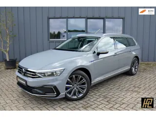 Volkswagen Passat Variant 1.4 TSI PHEV GTE Business * SoH 95% * Leer/Alcantara * 18" * Matrix LED * 