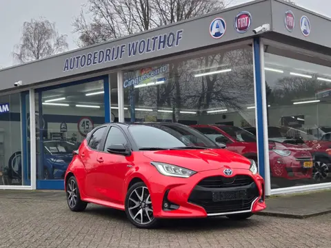 Toyota Yaris 1.5 Hybrid Launch Edition (bj 2020, automaat)