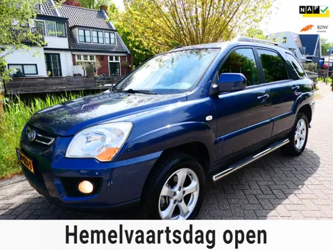 Kia Sportage 2.0 CVVT Fifteen 2e eig. Clima Cruise Kanteldak Trekhaak 1400kg.