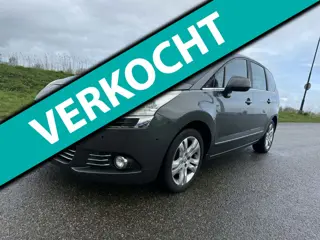 Peugeot 5008 1.6 THP Family 7p. 7 persoons uitvoering met airco,nw apk & garantie!