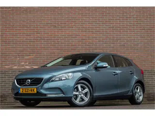 Volvo V40 T4 180pk Geartronic, 106.000km, PDC, Trekhaak, Airco, Radio/CD.