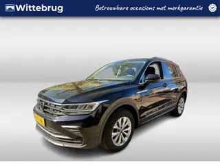 Volkswagen Tiguan 1.5 TSI Life Business / CRUISE/ DIGITAL DASH/ CLIMATE/ STOELVERWARM./ NAVI/ PARK. 