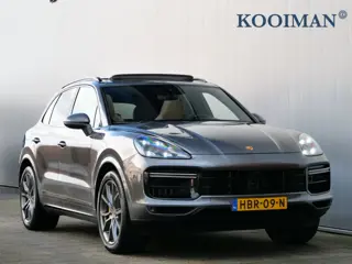 Porsche Cayenne 4.0 Turbo S E-Hybrid 680pk Automaat Navi / 21 inch / Achteras besturing / Luchtverin