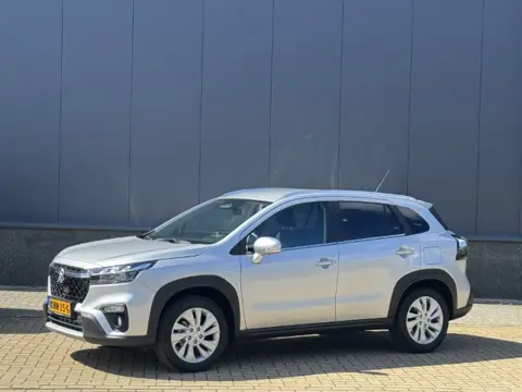 Suzuki S-Cross 1.4 Boosterjet Select Hybrid (bj 2025)