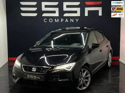 Seat Leon 1.8 TSI FR Business Intense KeylessGo Pano Led Camera